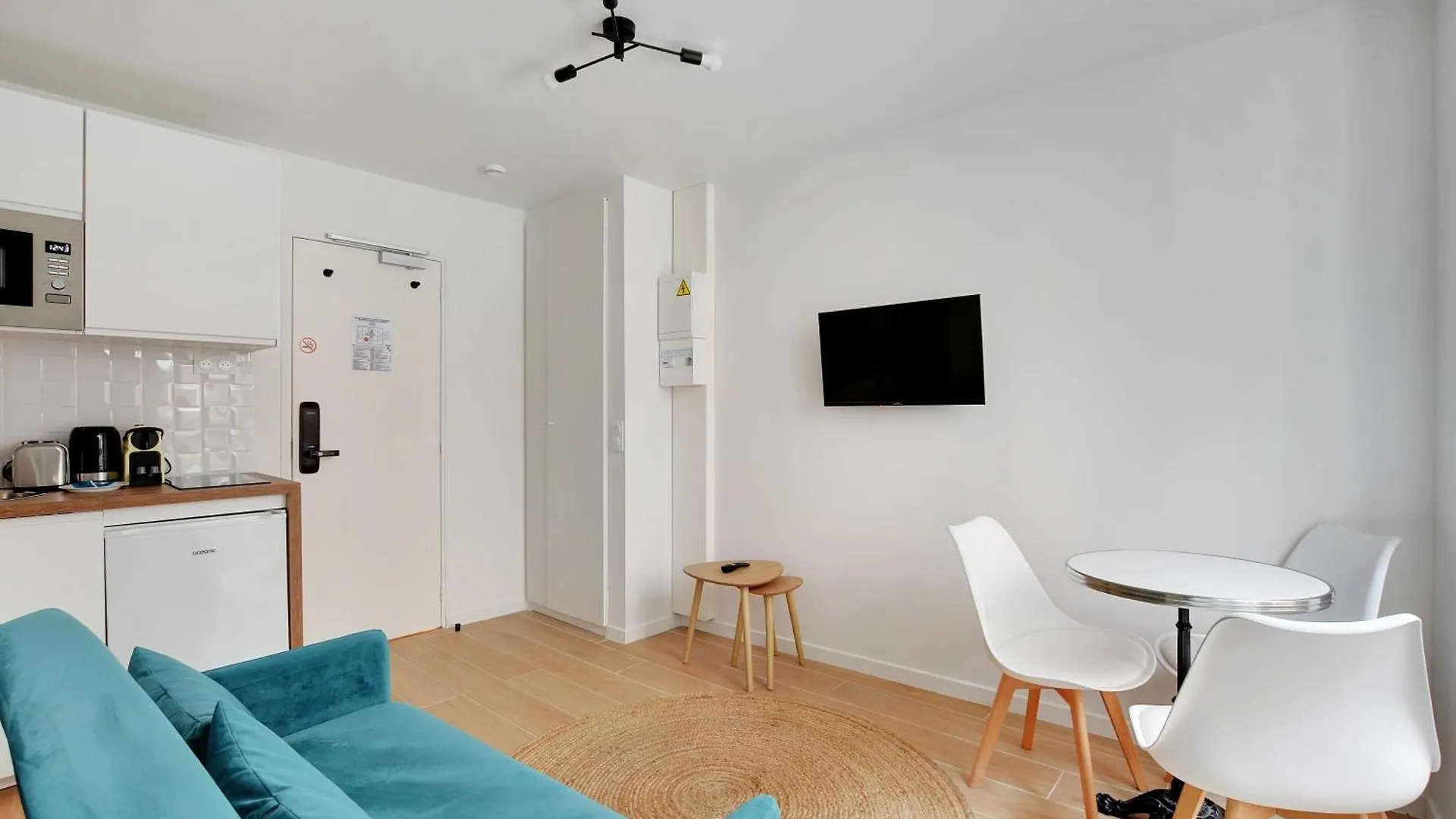 Newly Renovated Appartements Residence Republique Paris 0*,